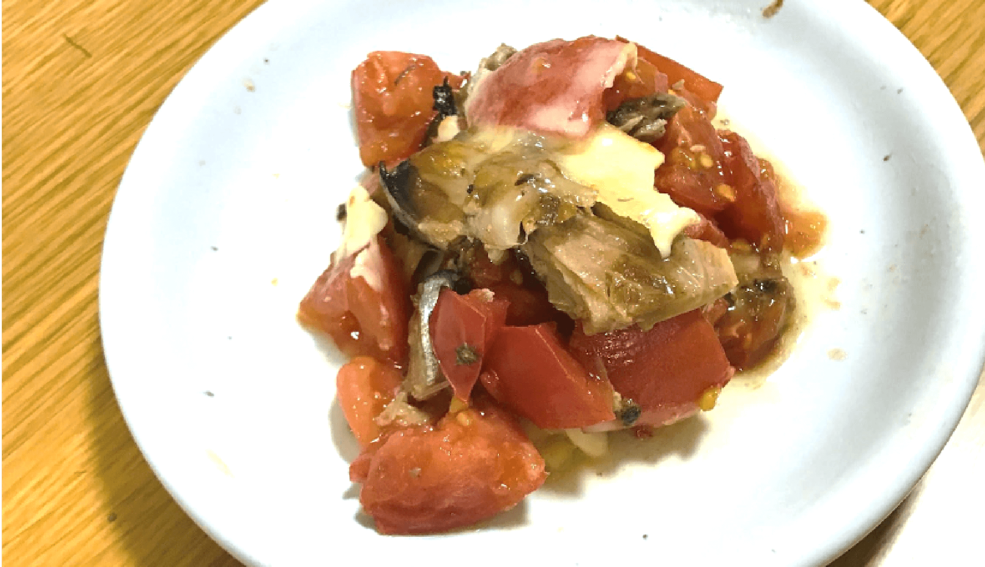 おすすめレシピ【サバ缶とトマトのチーズ焼き】