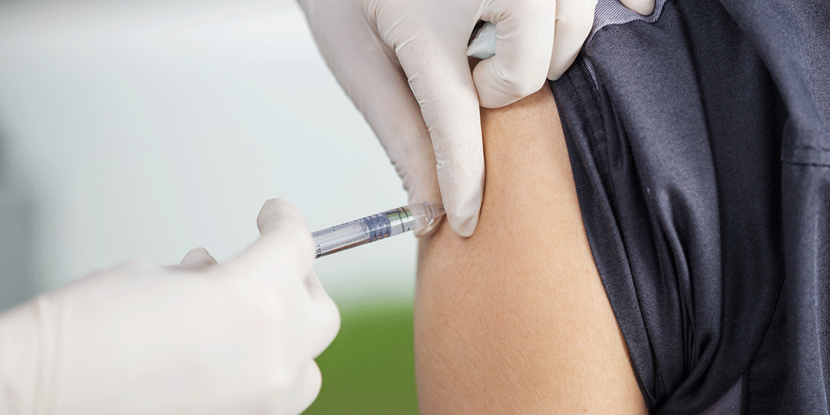 インフルエンザのワクチン接種は「流行前」までに！